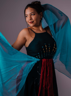 A moça do sonho: Fernanda Behrens canta Chico Buarque